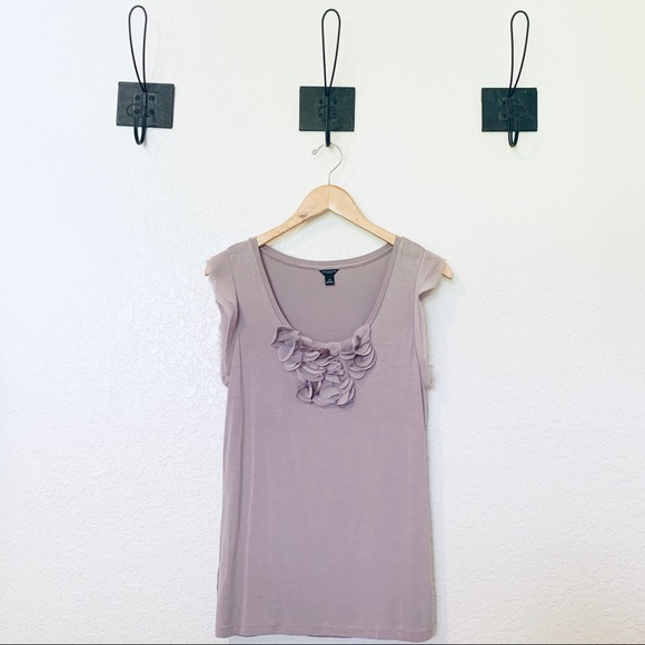 Ann Taylor Tops - ⭐️2/$15 Ann Taylor • Blouse